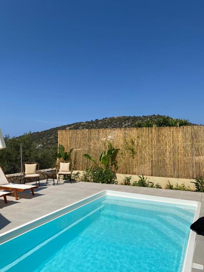 - Eleftheria Villa Sissi